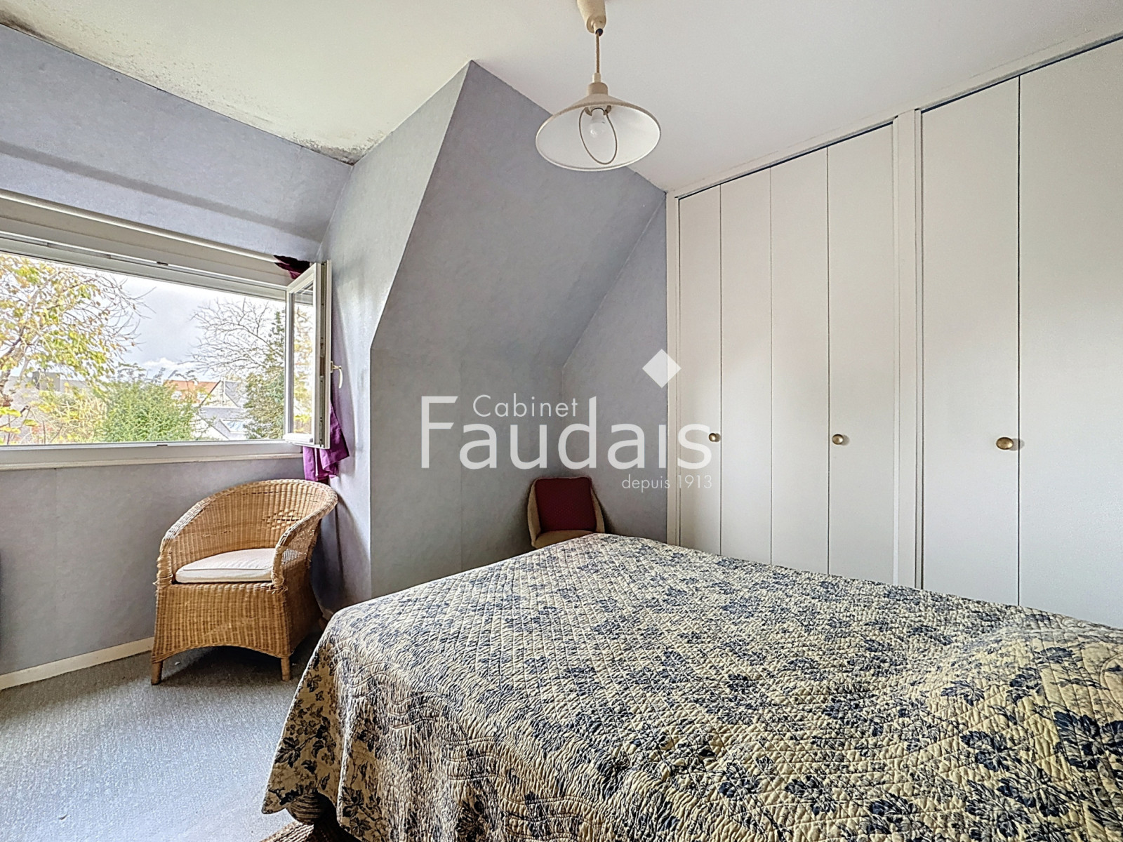 
                                                Vente
                                                 Maison avec véranda, 4 chambres, SAINT-LO proche des commodi