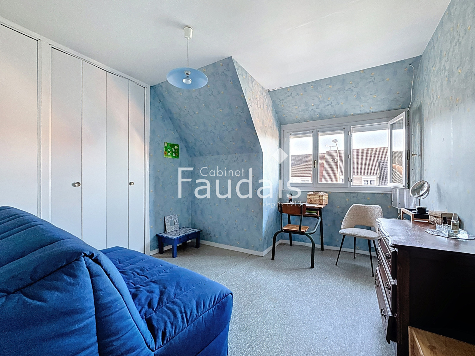 
                                                Vente
                                                 Maison avec véranda, 4 chambres, SAINT-LO proche des commodi