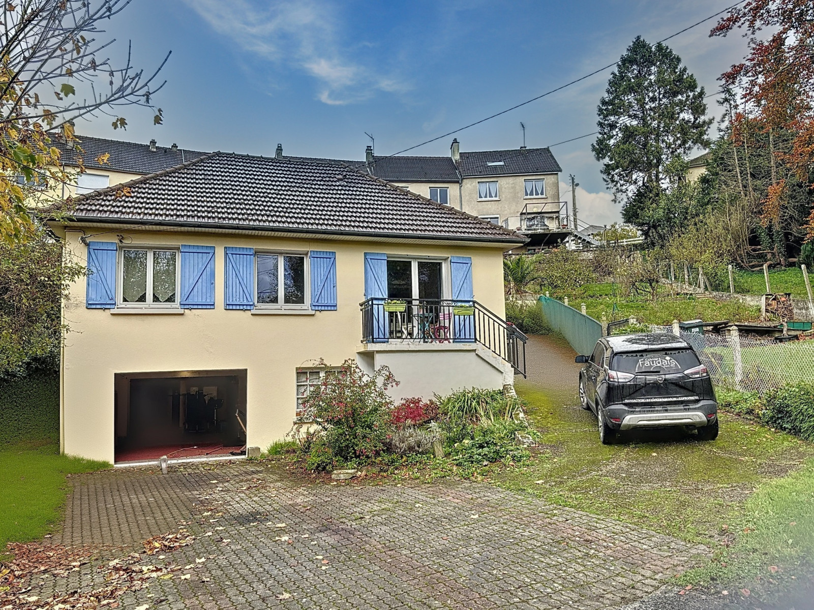 
                                                Vente
                                                 Maison avec vie de plain-pied, jardin arboré et sous-sol com