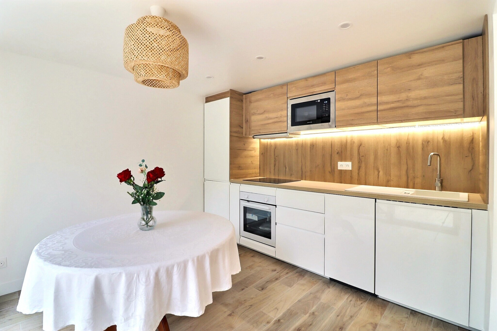 
                                                Vente
                                                 Maison Bagneux - 130m² - Sans travaux