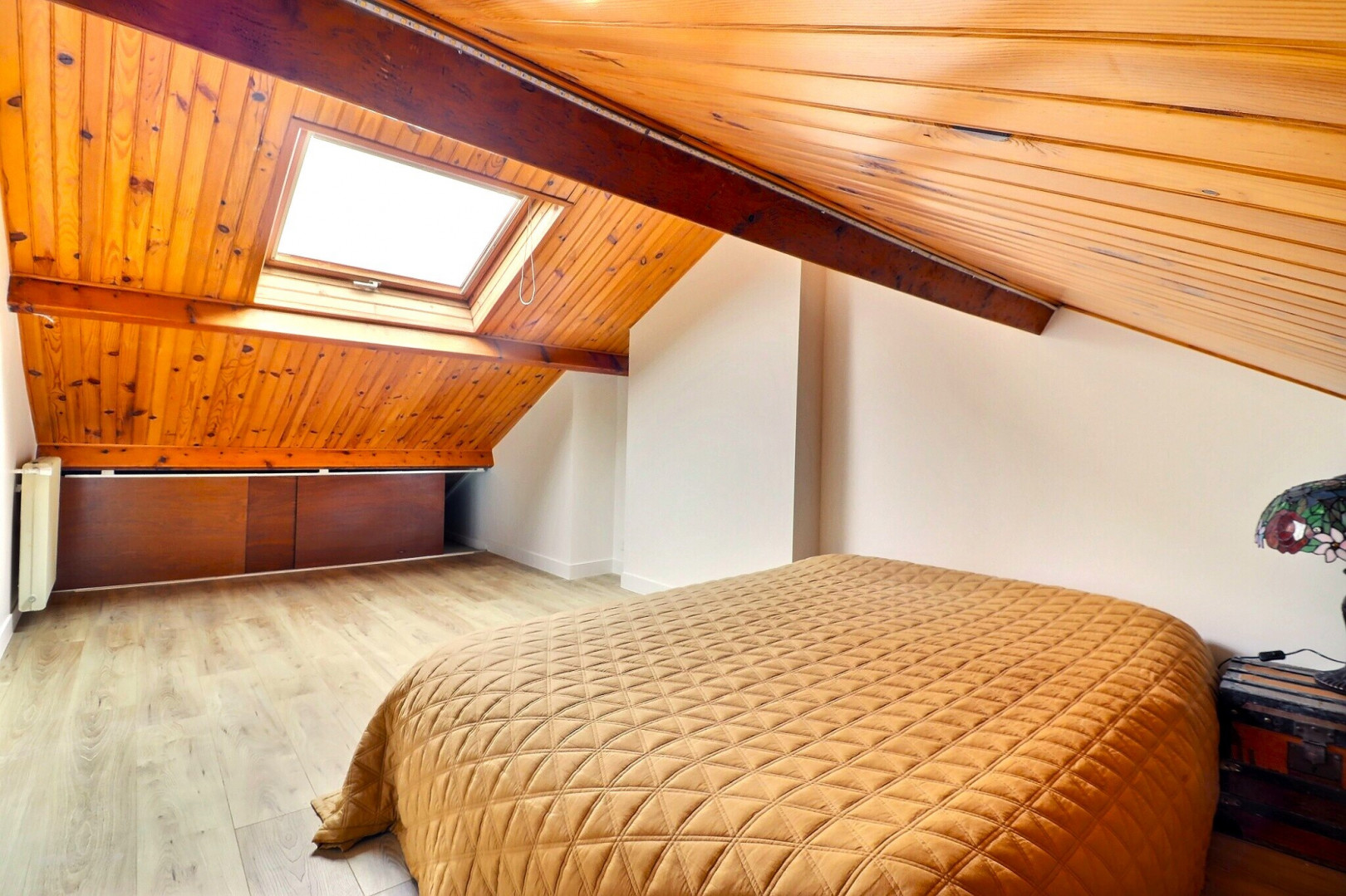 
                                                Vente
                                                 Maison Bagneux - 130m² - Sans travaux