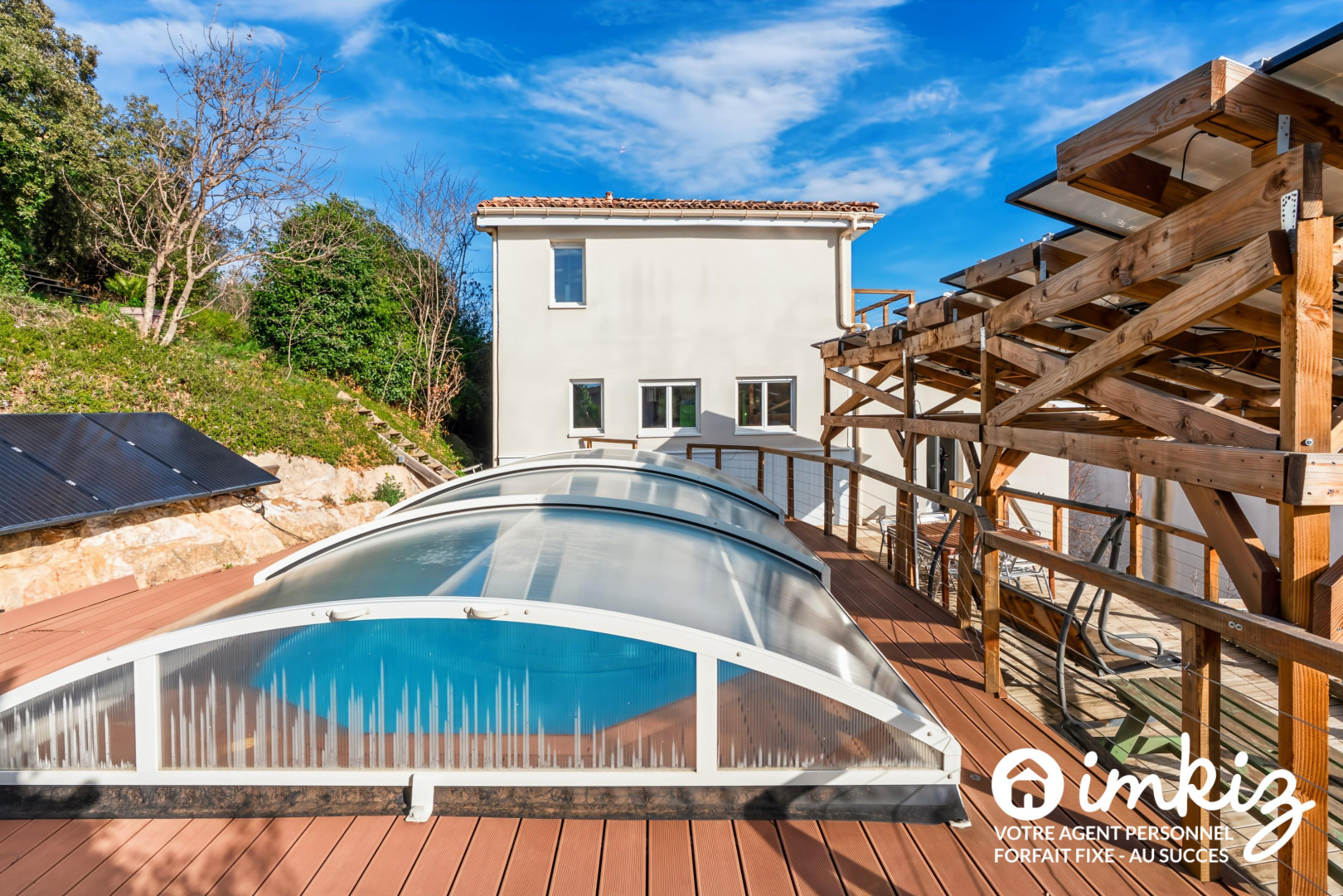 
                                                Vente
                                                 Maison bioclimatique 10 pièces