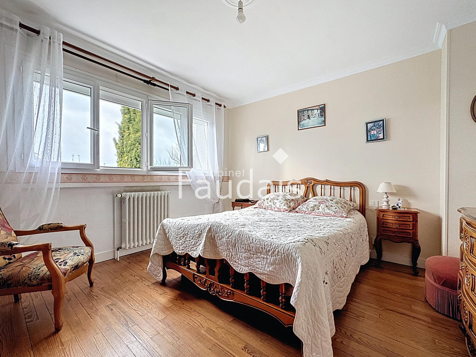 
                                                Vente
                                                 Maison centre ville de Saint-Lô 3 chambres  -529 m2 de terra