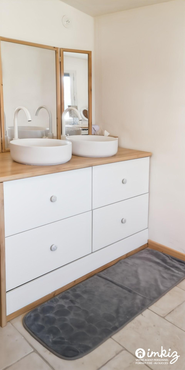 
                                                Vente
                                                 Maison chaleureuse 3 pièces