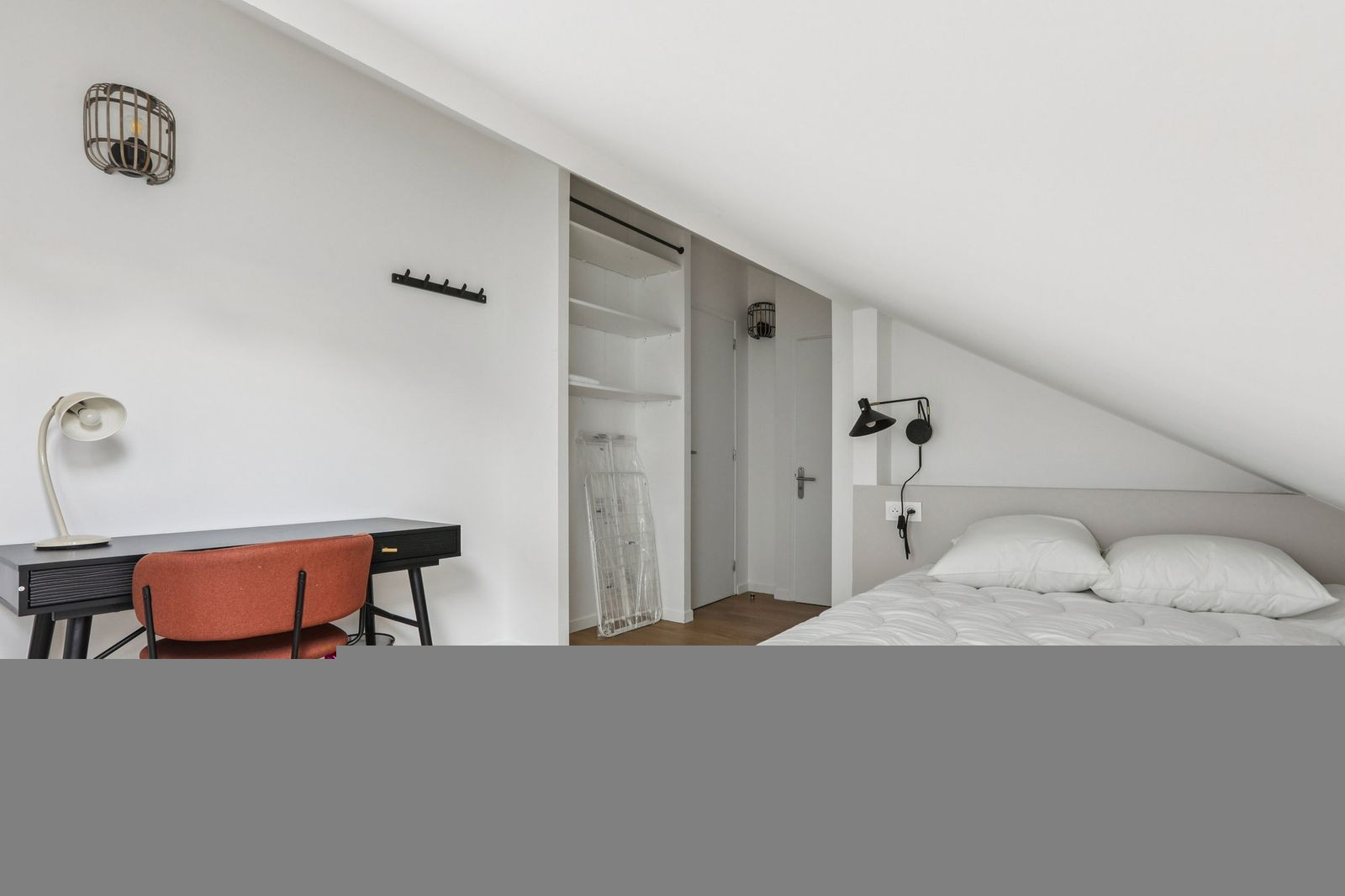 
                                                Colocation
                                                 Maison - Chambre 10.43m² - Villejuif - 940€/mois CC