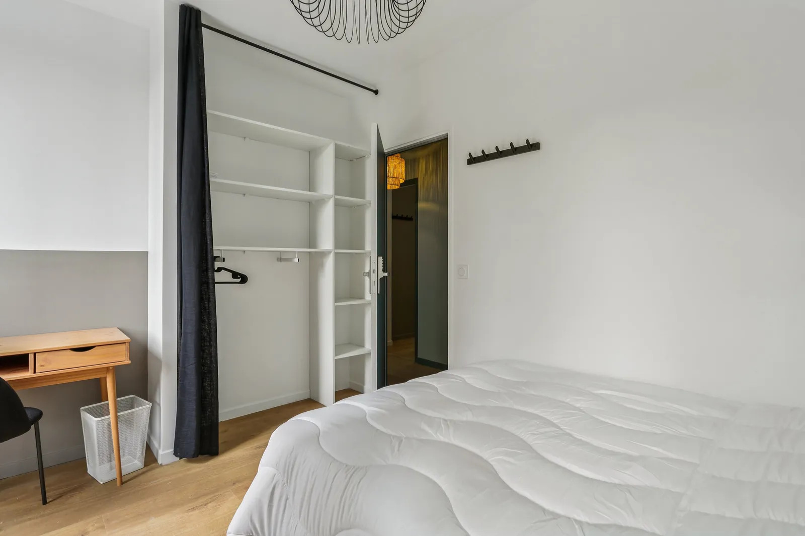 
                                                Colocation
                                                 Maison ROSETTA - Chambre 11.61m² - Montreuil - 1050€/mois CC
