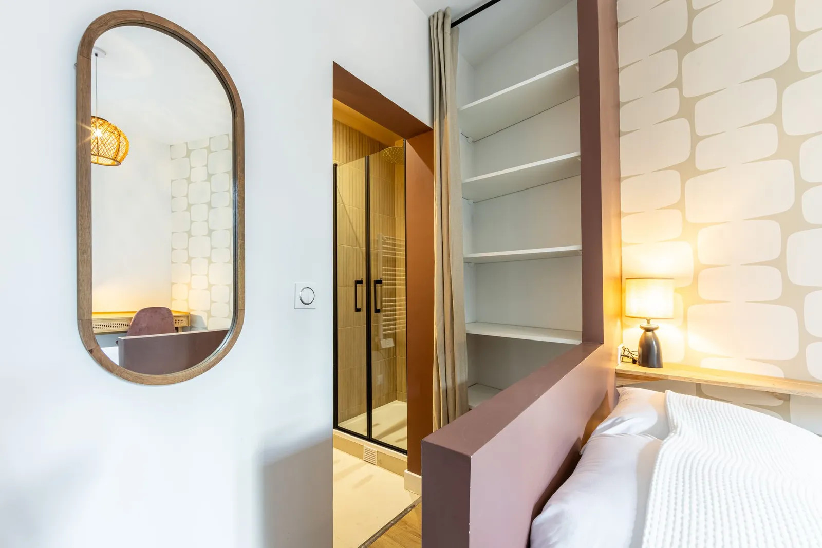 
                                                Colocation
                                                 Maison - Chambre 12.4m² - Courbevoie - 1050€/mois CC
