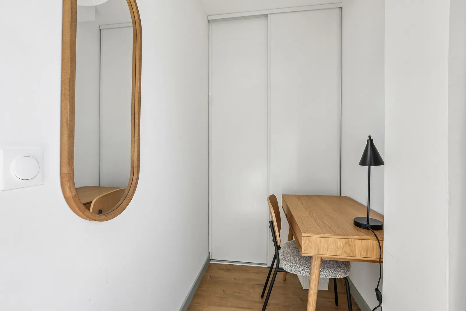 
                                                Colocation
                                                 Maison - Chambre 12.4m² - Montreuil - 1218€/mois CC