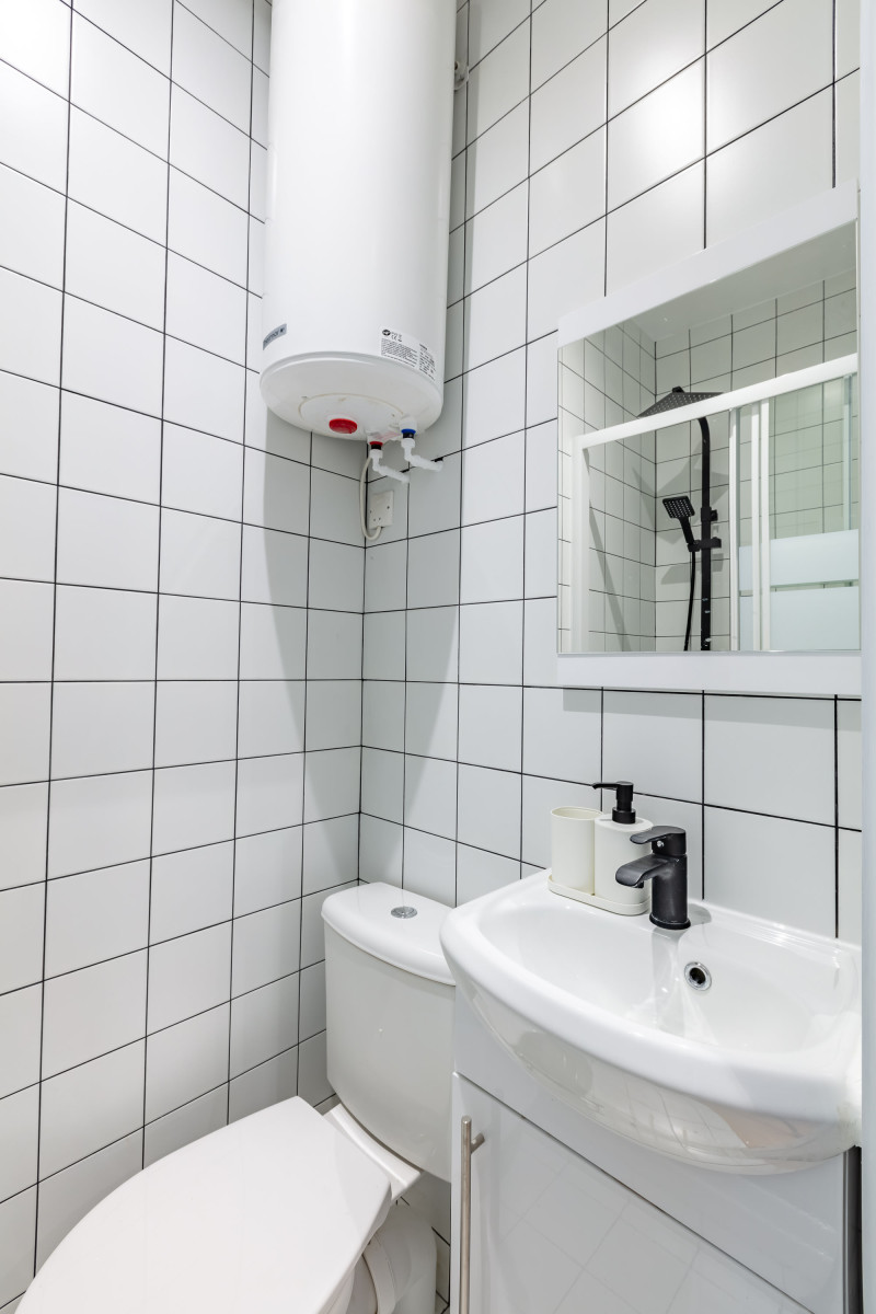 
                                                Colocation
                                                 Maison - Chambre 13.1m² - Paris - 1200€/mois CC