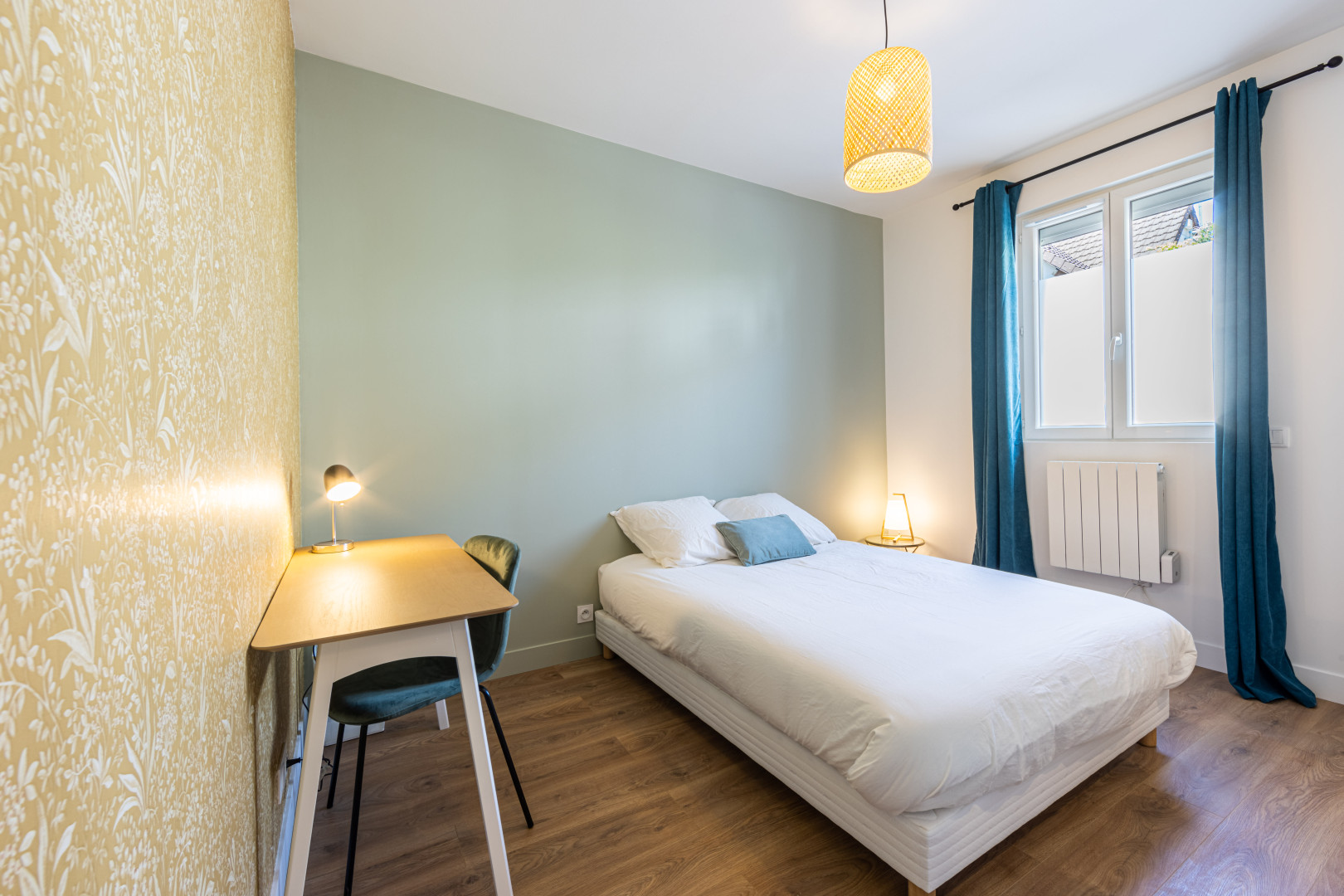 
                                                Colocation
                                                 Maison - Chambre 13.5m² - Ivry-sur-Seine - 910€/mois CC