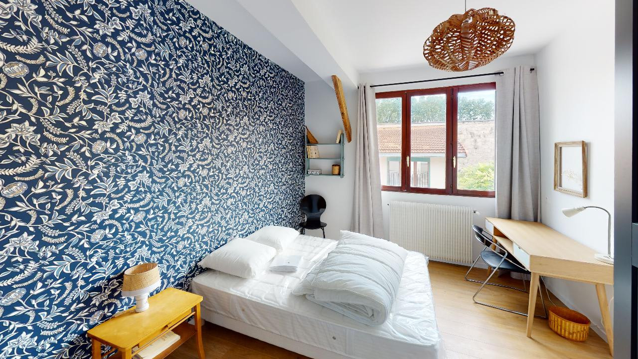 
                                                Colocation
                                                 Maison - Chambre 14.4m² - Ivry-sur-Seine - 915€/mois CC