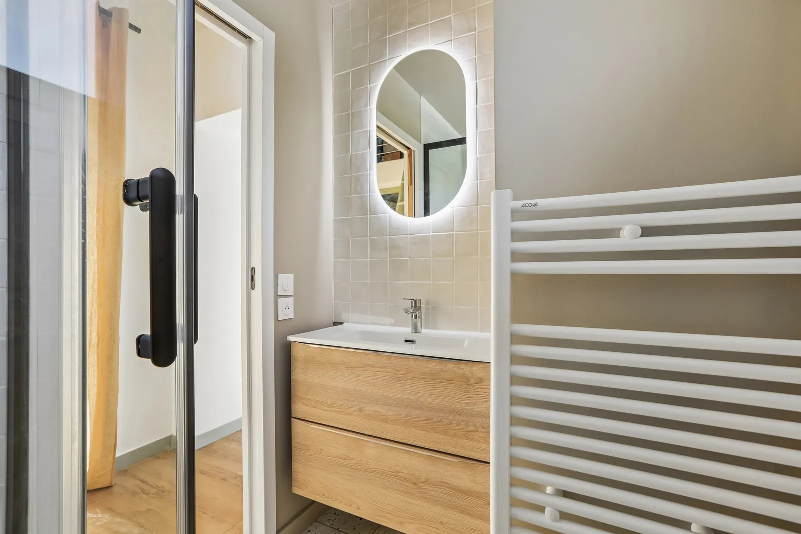
                                                Colocation
                                                 Maison - Chambre 16.2m² - Montreuil - 1348€/mois CC