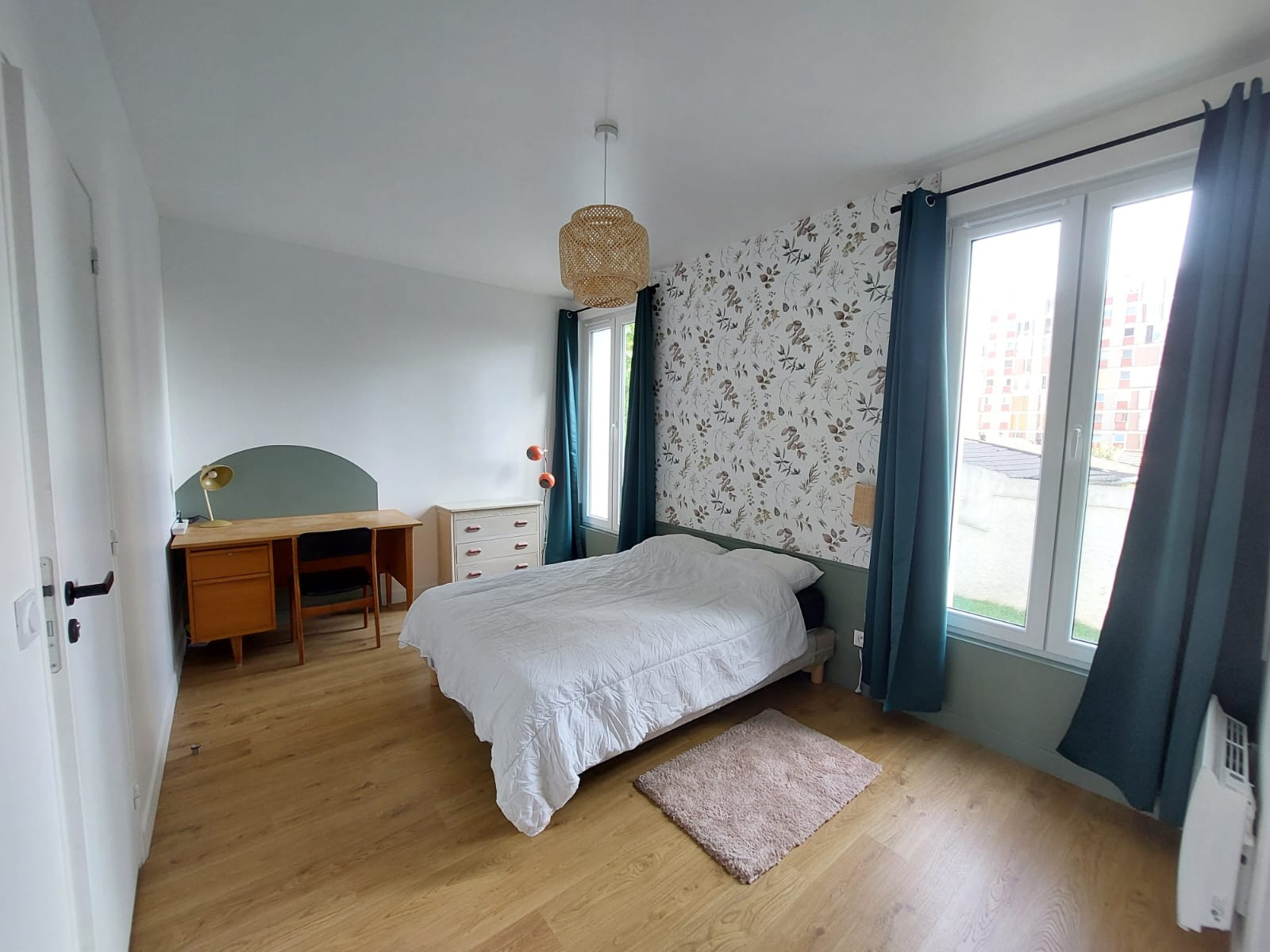 
                                                Location
                                                 Maison - Chambre 16.2m² - Villejuif - 956€/mois CC