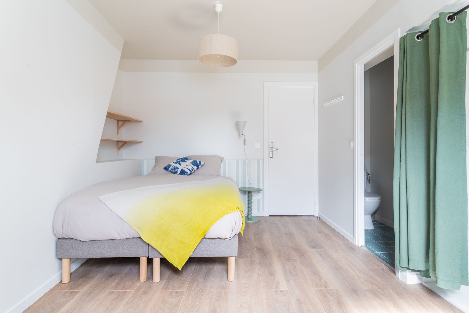 
                                                Colocation
                                                 Maison - Chambre 17.49m² - Lille - 680€/mois CC