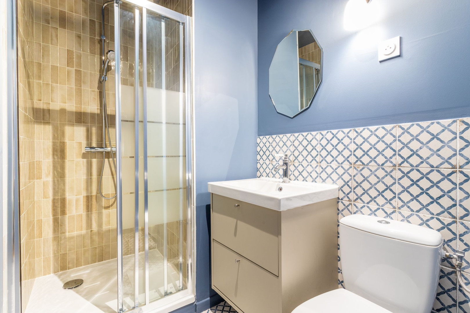 
                                                Colocation
                                                 Maison - Chambre 18.65m² - Lille - 790€/mois CC