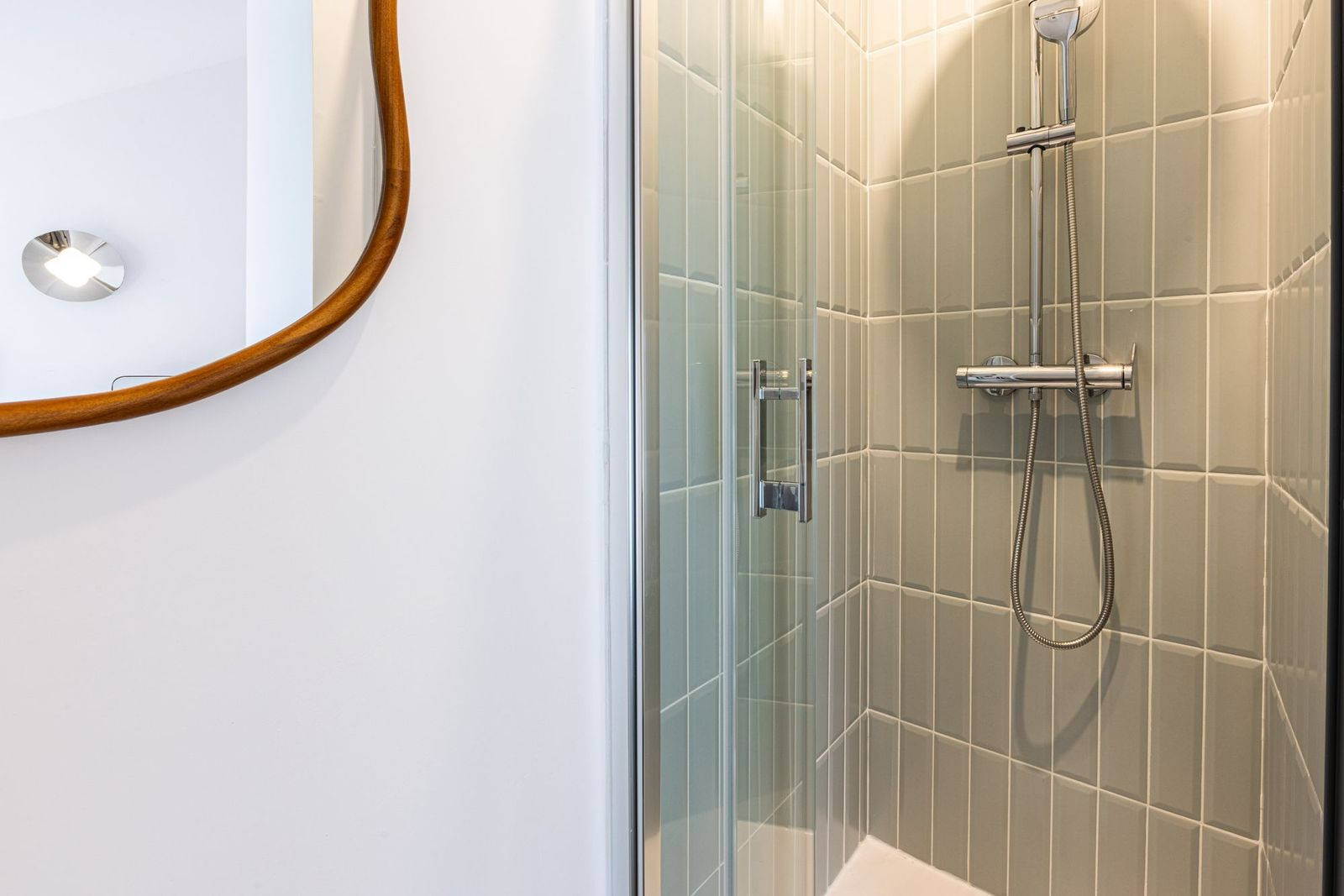 
                                                Colocation
                                                 Maison - Chambre 9.15m² - Asnieres-sur-Seine - 1075€/mois CC