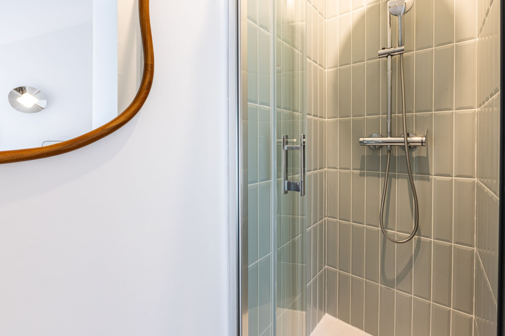 
                                                Colocation
                                                 Maison - Chambre 9.15m² - Asnieres-sur-Seine - 1075€/mois CC