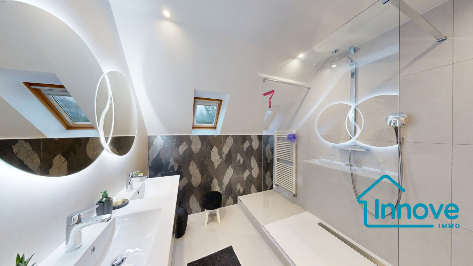 
                                                Vente
                                                 MAISON CONTEMPORAINE 137M2 - TERRAIN 530M2