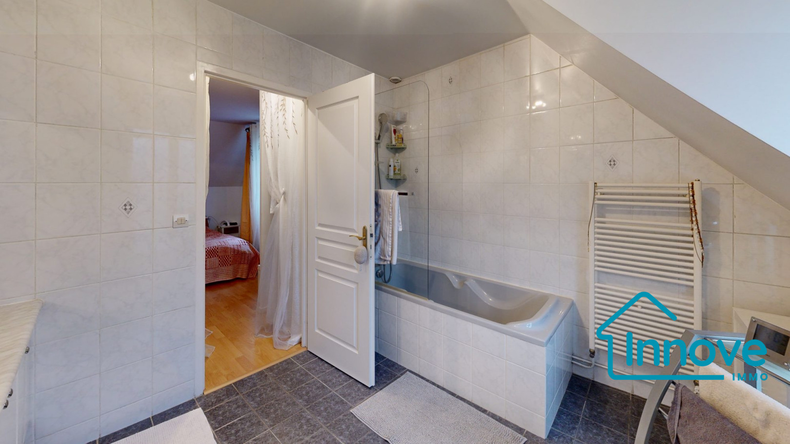 
                                                Vente
                                                 MAISON CONTEMPORAINE 137M2 - TERRAIN 530M2