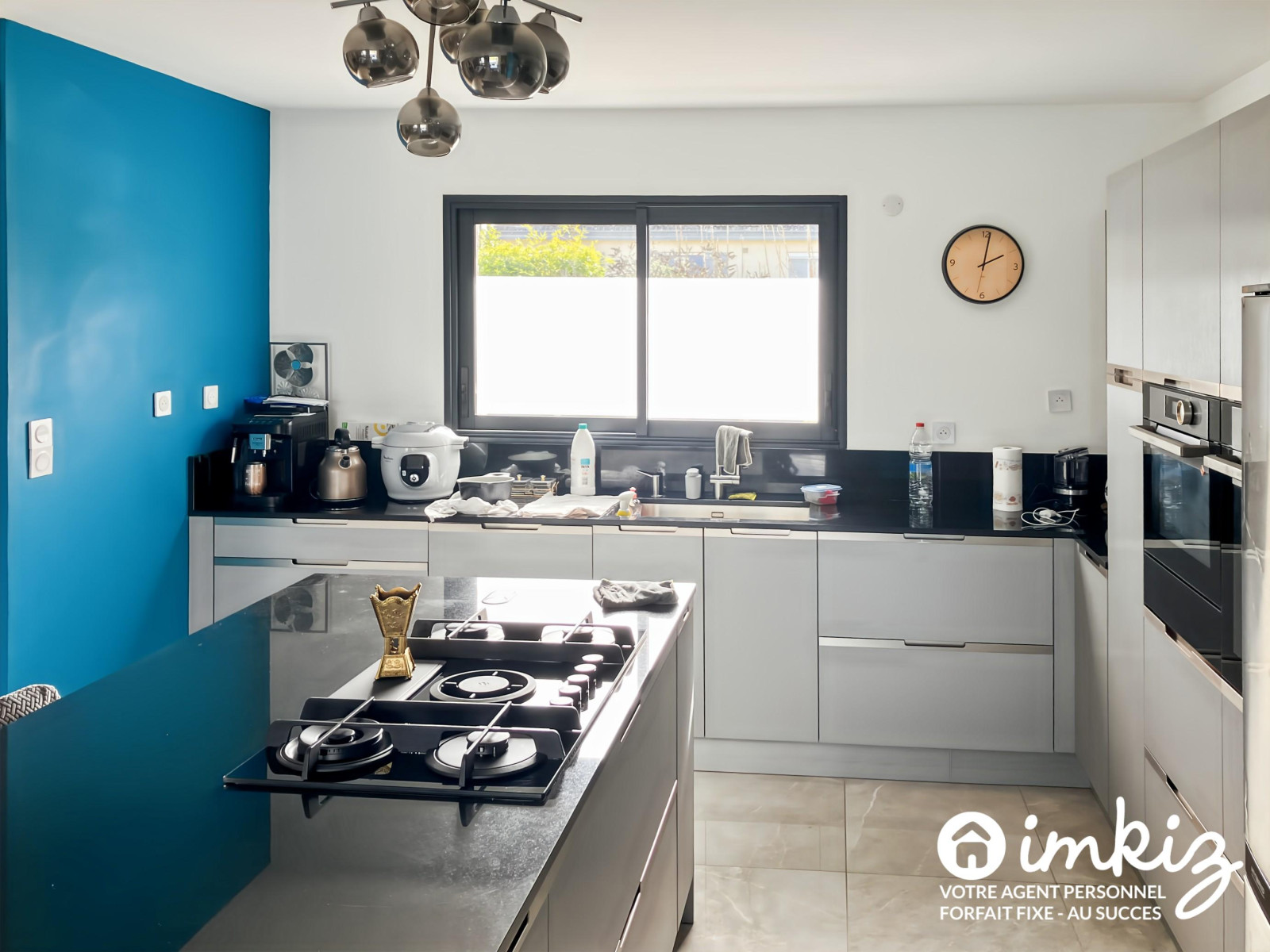 
                                                Vente
                                                 Maison contemporaine 6 pièces avec piscine