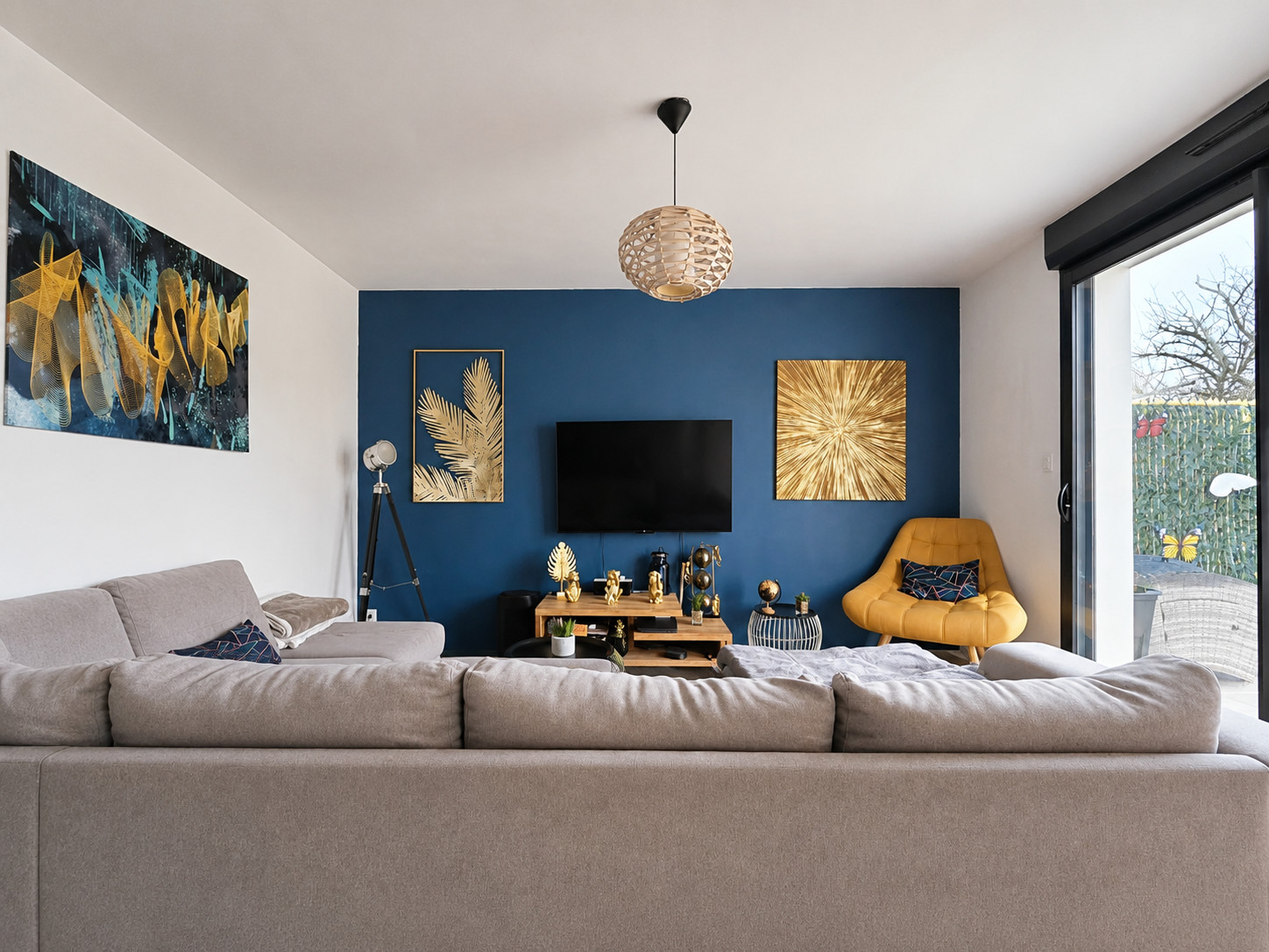 
                                                Vente
                                                 Maison contemporaine à Theix