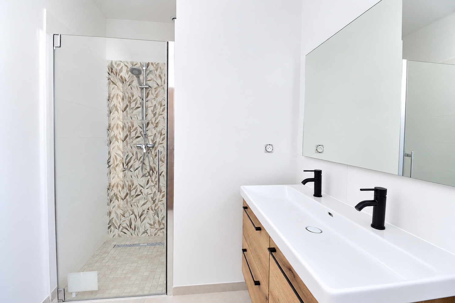 
                                                Vente
                                                 Maison contemporaine avec piscine