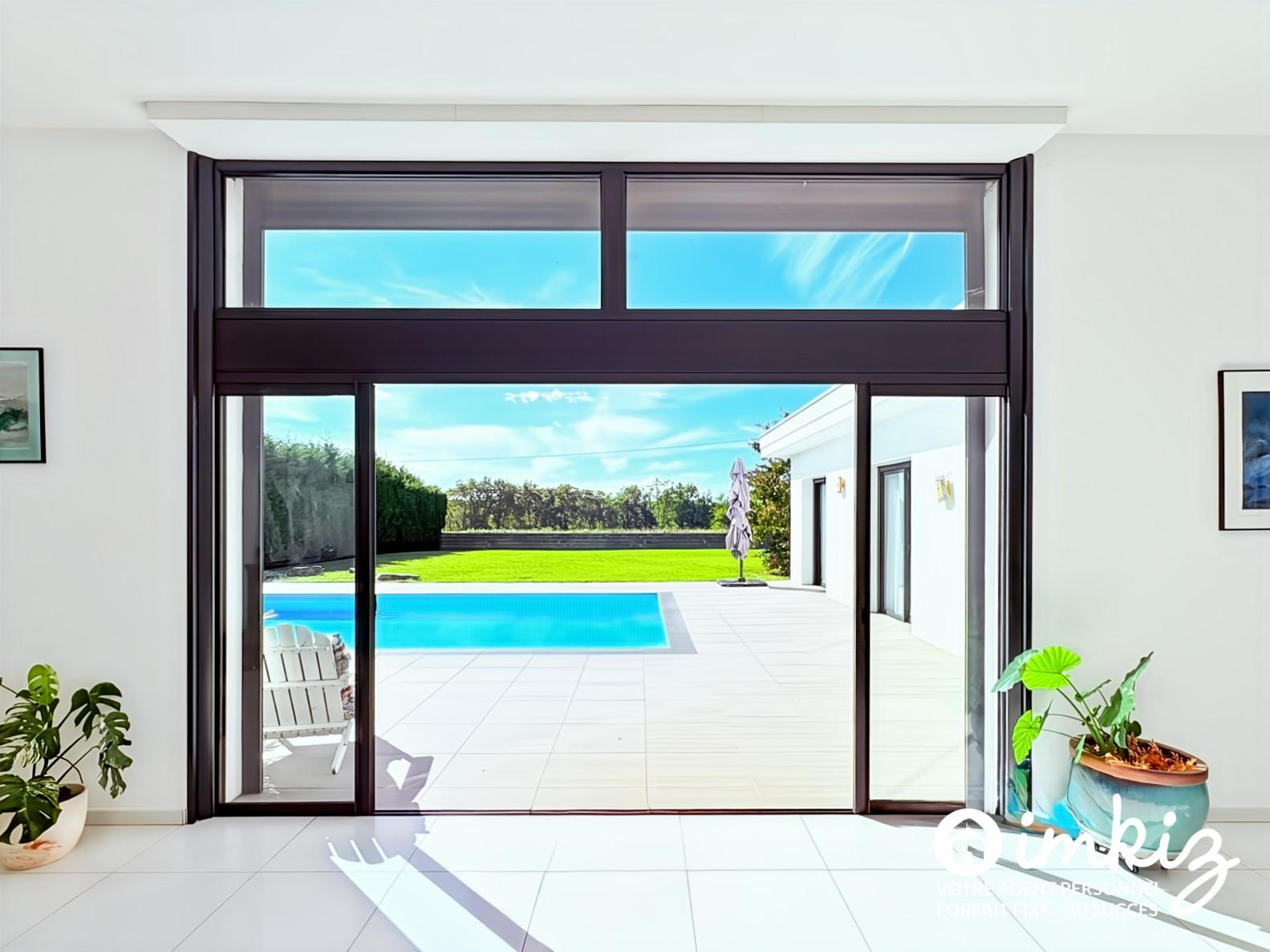 
                                                Vente
                                                 Maison contemporaine avec piscine et jardin