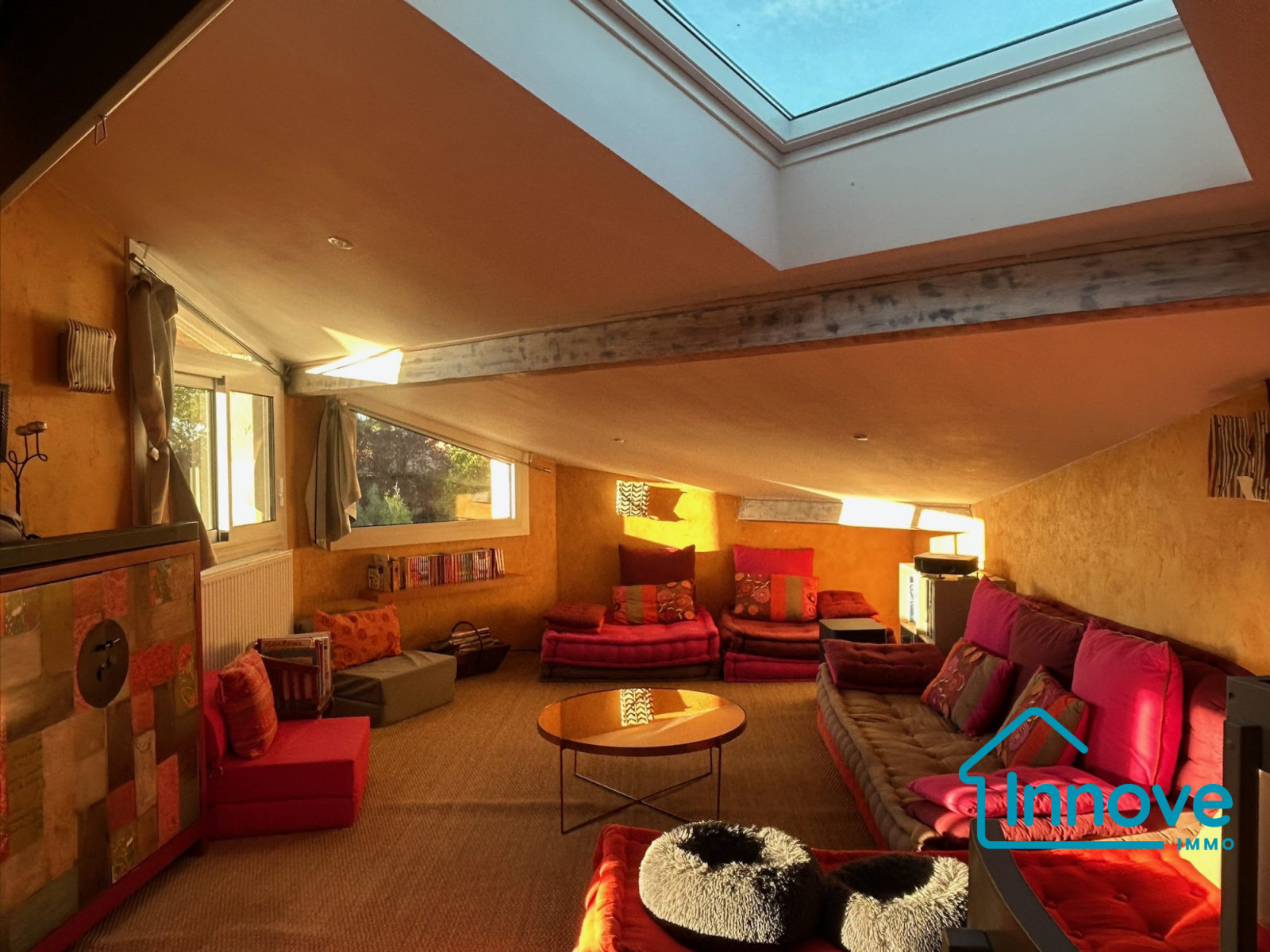 
                                                Vente
                                                 Maison contemporaine sans vis-à-vis