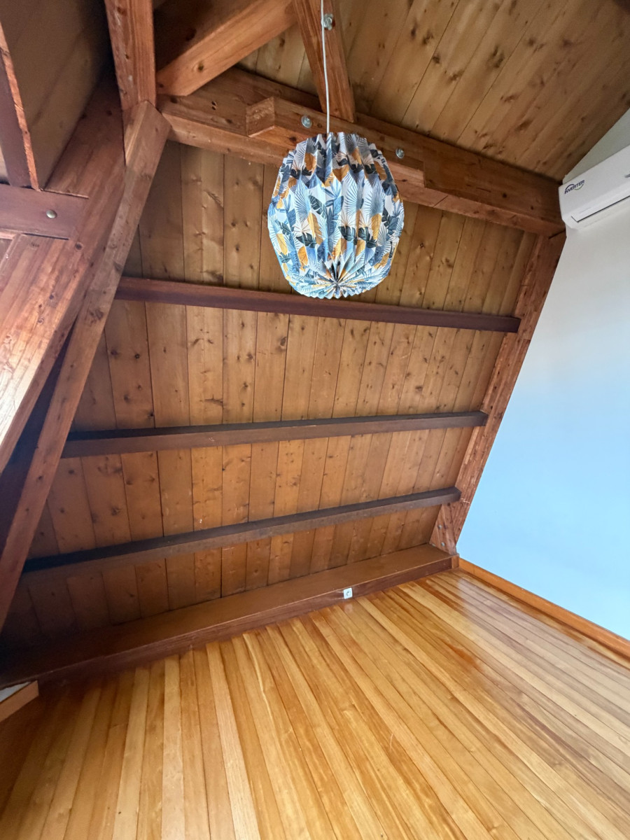 
                                                Location
                                                 Maison créole – Plus de 200m2 Bras-Panon