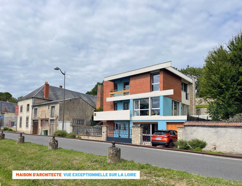 
                                                Vente
                                                 MAISON D’ARCHITECTE 155 M2 À LA CHARITÉ SUR LOIRE