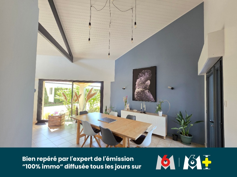 
                                                Vente
                                                 MAISON D’ARCHITECTE AVEC PISCINE – VOLUMES EXCEPTIONNELS & CADRE PRIVILÉGIÉ A 10mn DE L OCEAN