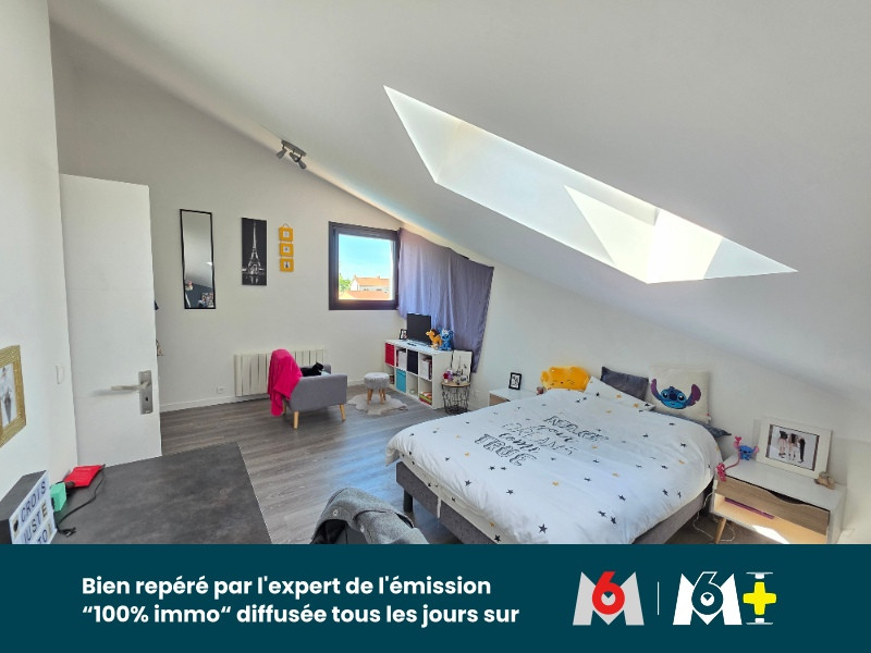 
                                                Vente
                                                 MAISON D’ARCHITECTE AVEC PISCINE – VOLUMES EXCEPTIONNELS & CADRE PRIVILÉGIÉ A 10mn DE L OCEAN