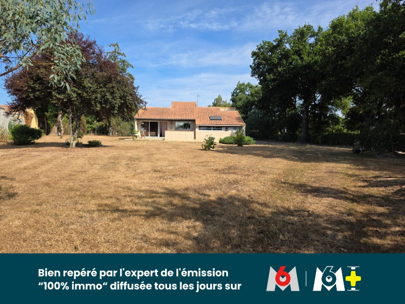 
                                                Vente
                                                 MAISON D ARCHITECTE DE PLAIN PIED - FORT POTENTIEL D EVOLUTION SUR TERRAIN DIVISIBLE
