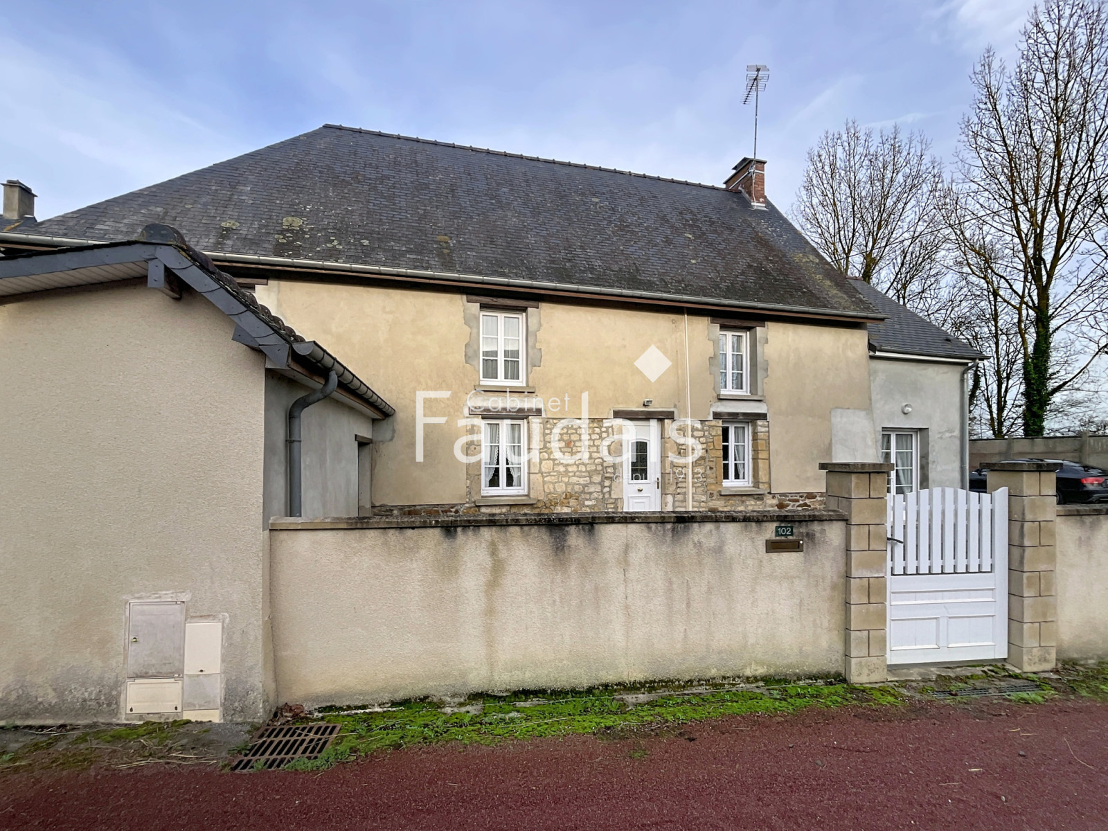 
                                                Vente
                                                 MAISON DANS  PARC NATUREL DES MARAIS