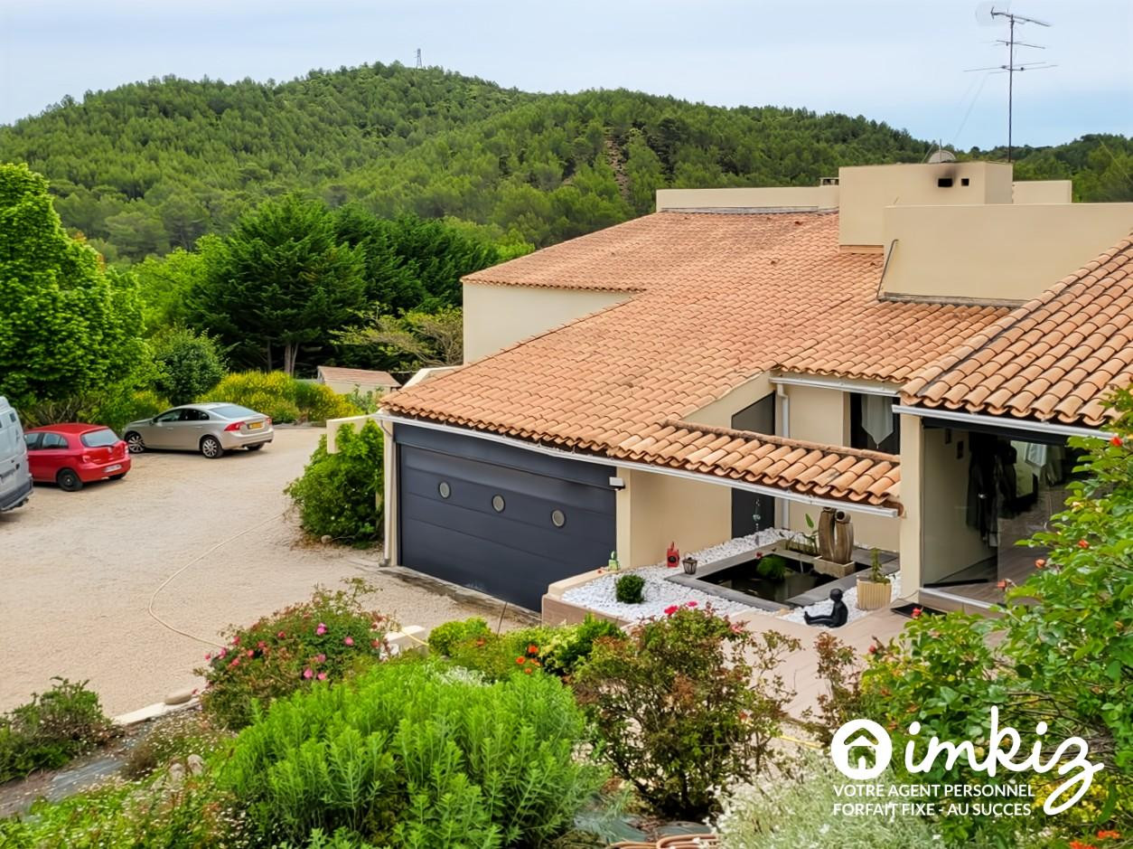 
                                                Vente
                                                 Maison d'architecte 13 pces ,2 log.ou unifamiliale