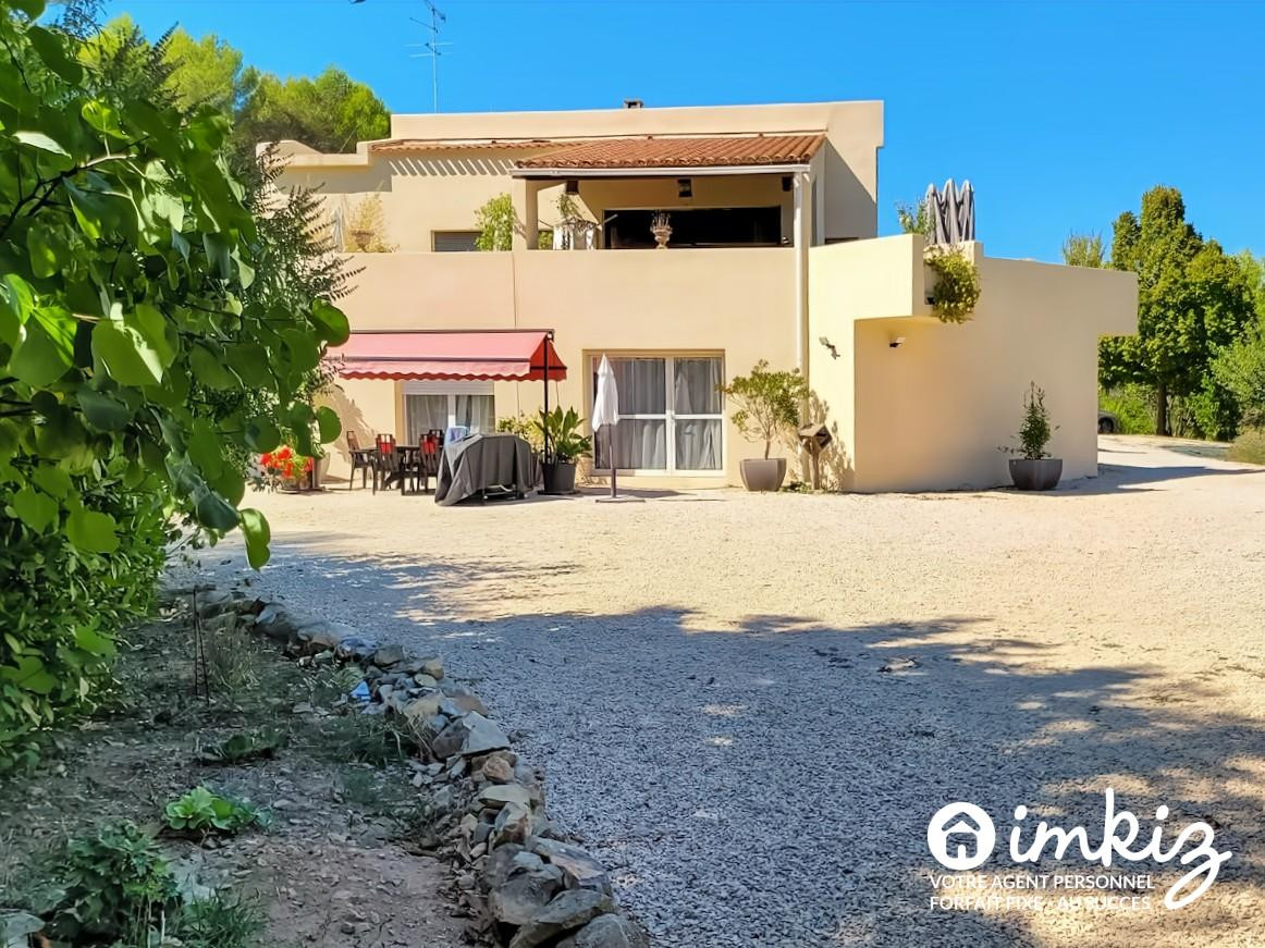 
                                                Vente
                                                 Maison d'architecte 13 pces ,2 log.ou unifamiliale