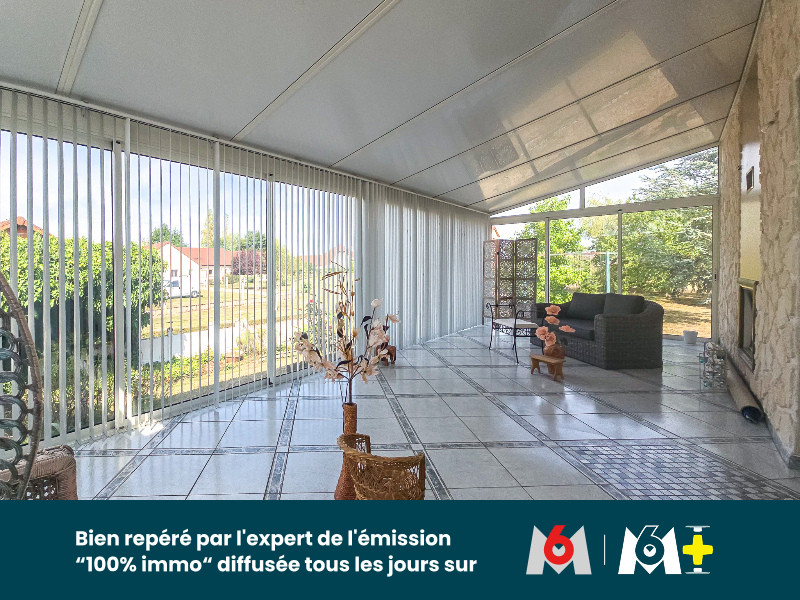 
                                                Vente
                                                 maison d'architecte 220 m² à Bessay sur Allier