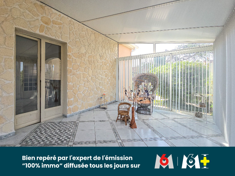 
                                                Vente
                                                 maison d'architecte 220 m² à Bessay sur Allier