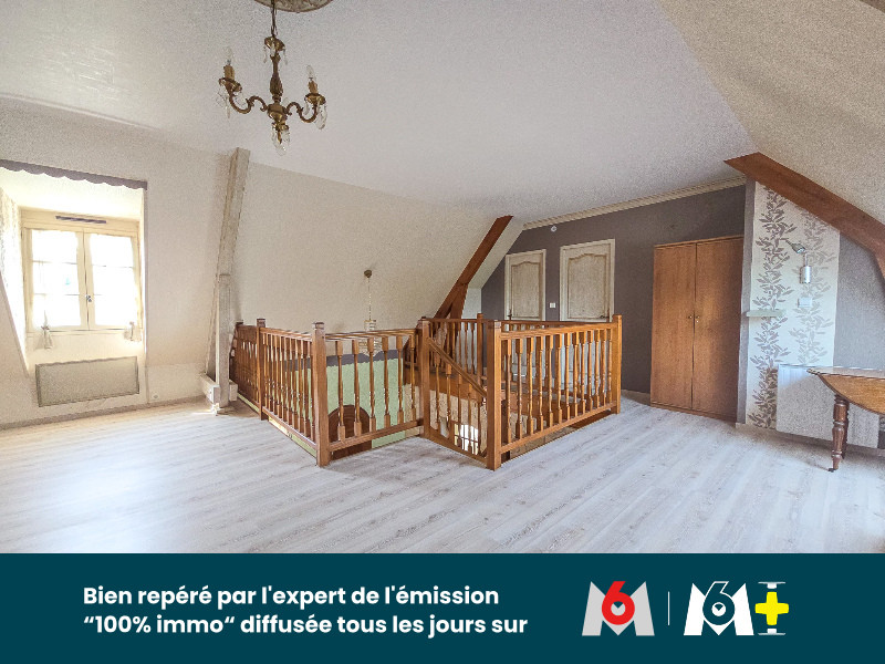 
                                                Vente
                                                 maison d'architecte 220 m² à Bessay sur Allier