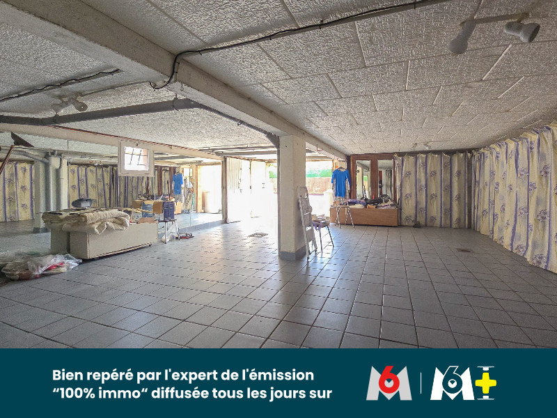 
                                                Vente
                                                 maison d'architecte 220 m² à Bessay sur Allier