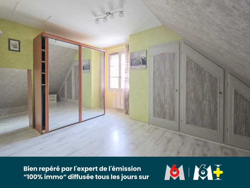 
                                                Vente
                                                 maison d'architecte 220 m² à Bessay sur Allier