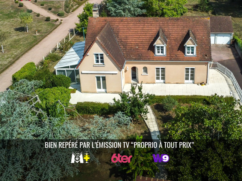 
                                                Vente
                                                 Maison d'architecte 220 m2 à Bessay-sur-Allier