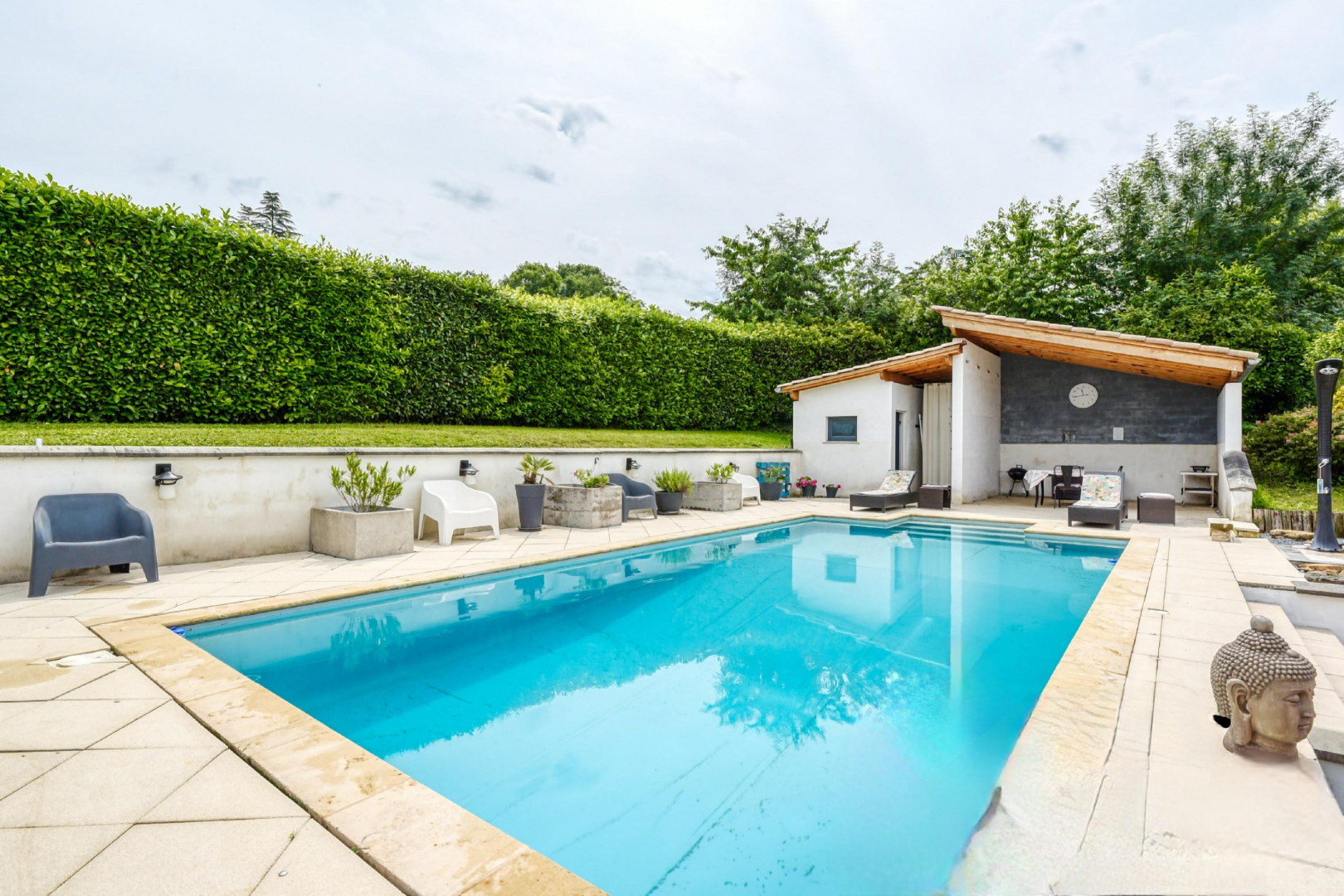 
                                                Vente
                                                 Maison d'architecte 4 chambres avec piscine
