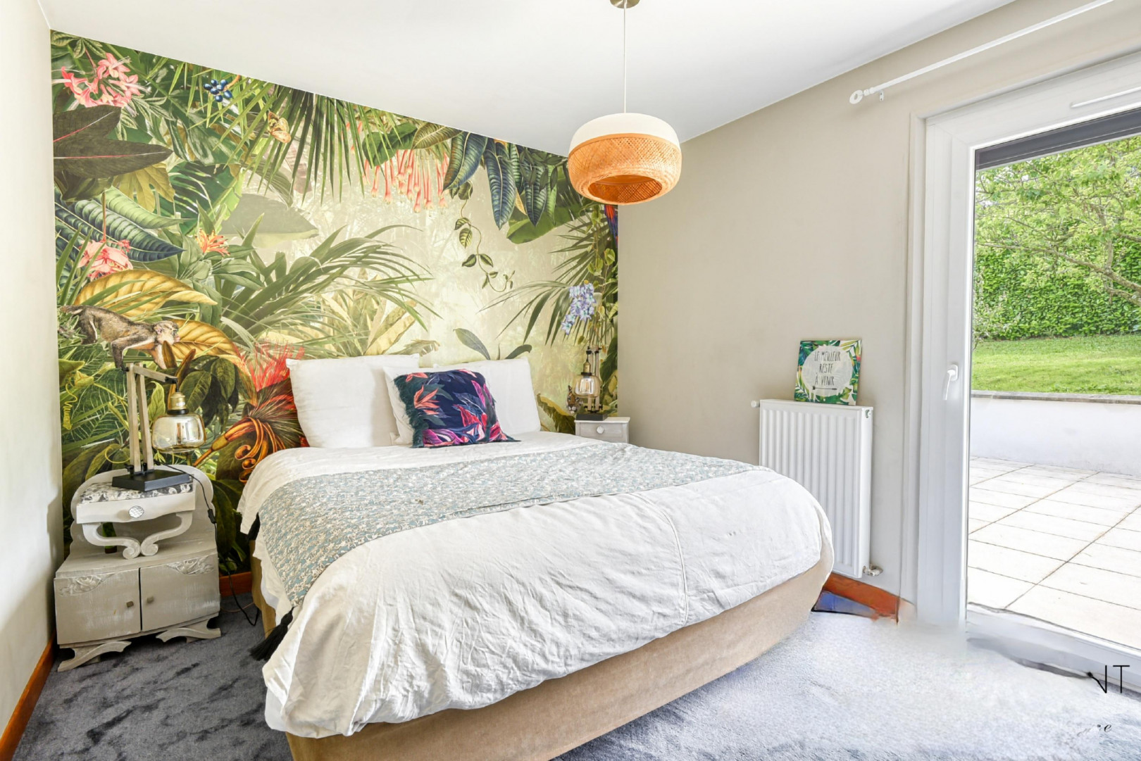 
                                                Vente
                                                 Maison d'architecte 4 chambres avec piscine