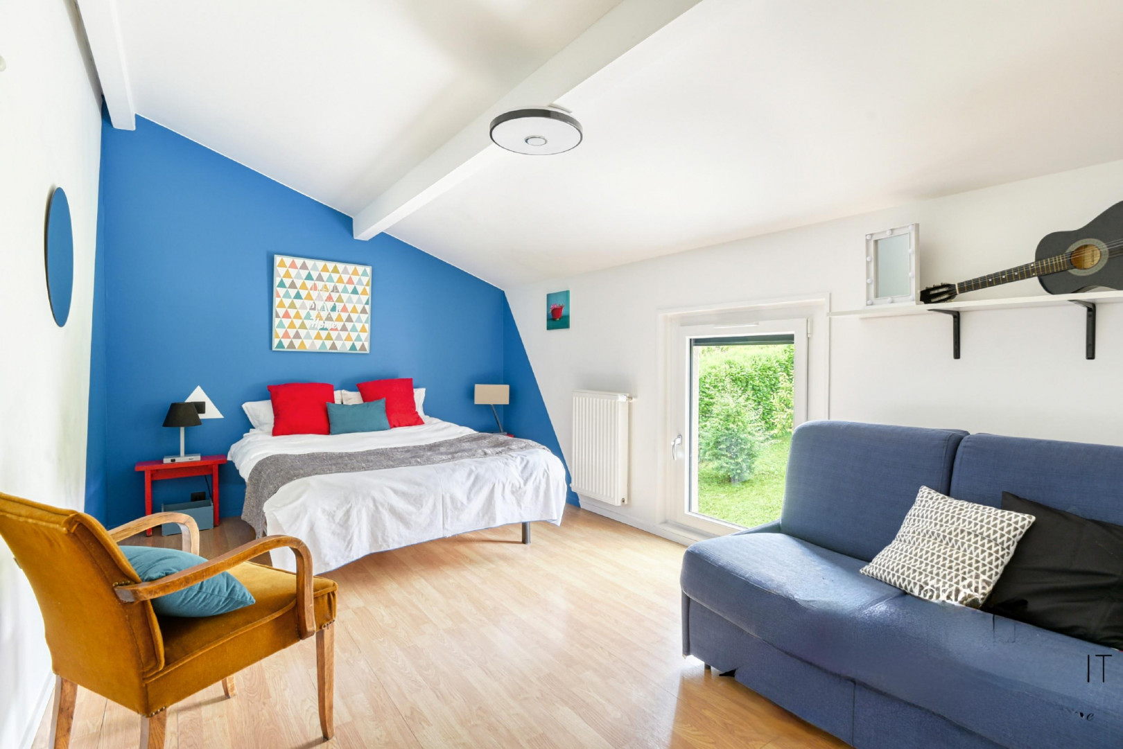 
                                                Vente
                                                 Maison d'architecte 4 chambres avec piscine