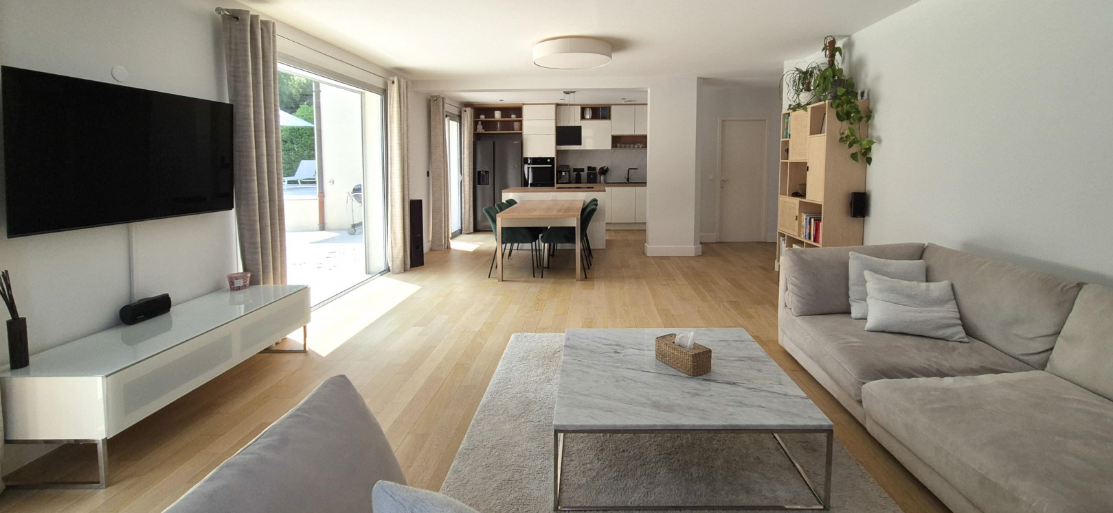 
                                                Vente
                                                 Maison d'architecte de 148 m² sur 1262 m² de terrain