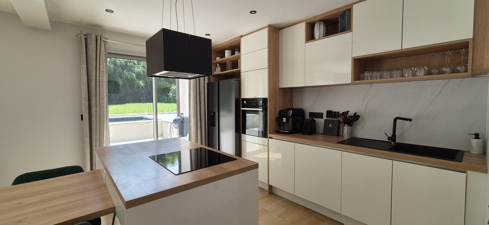 
                                                Vente
                                                 Maison d'architecte de 148 m² sur 1262 m² de terrain