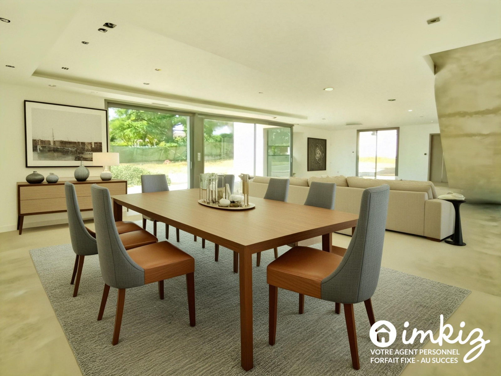 Vente
                                                 Maison d'architecte de 206m² - piscine et brasero