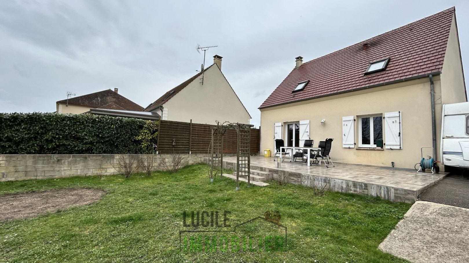 
                                                Vente
                                                 Maison de 102m²