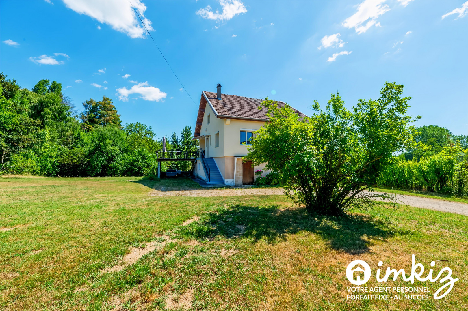 
                                                Vente
                                                 Maison de 117m² sur terrain arboré de 2500m²